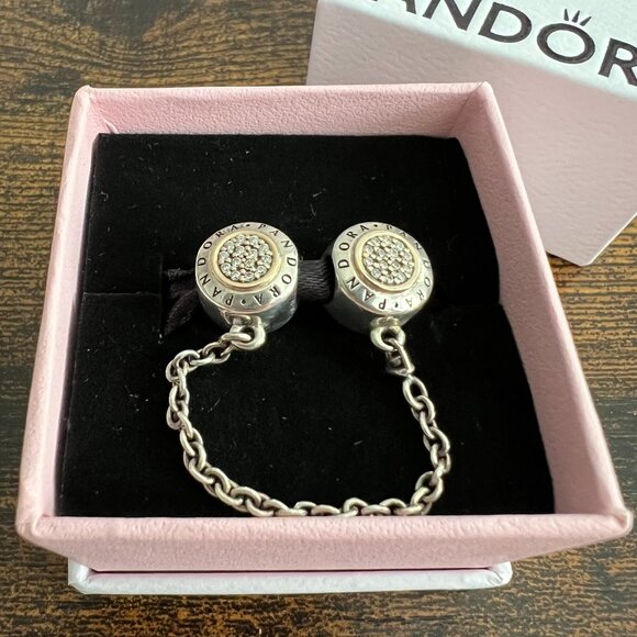 NIB PANDORA Signature Safety Chain Item #796269CZ - Picture 2 of 4